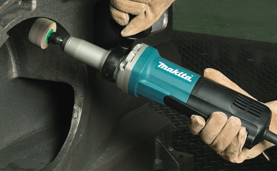 Utilizzo Smerigliatrice Diritta Makita GD0801C