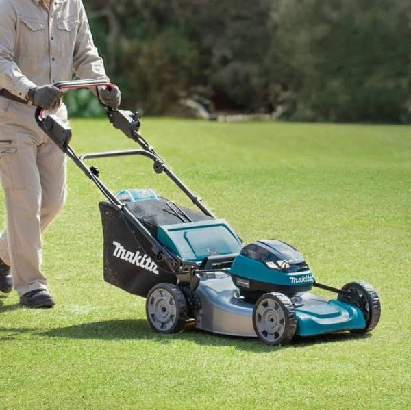 Makita rasaerba semovente lxt brushless 2x18 v senza batterie dlm540z - dettaglio 3