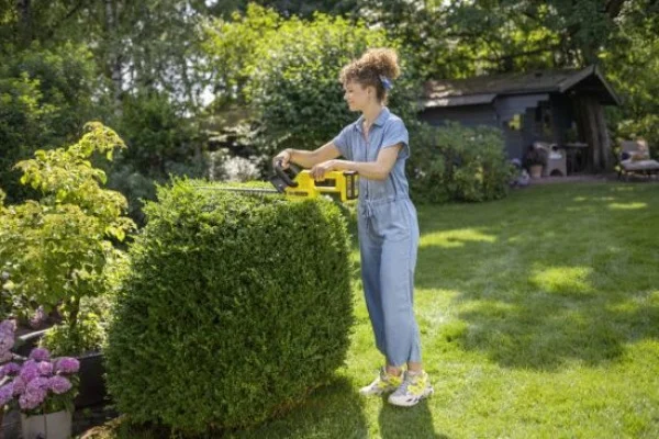 Karcher tagliasiepi 18 v 45 cm senza batteria hge 2-18 cod. 1.445-600.0 - dettaglio 4