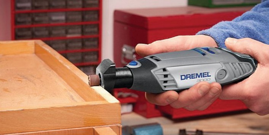 Utilizzo Utensile multifunzione Dremel 3000-1/5 Kit Bronze